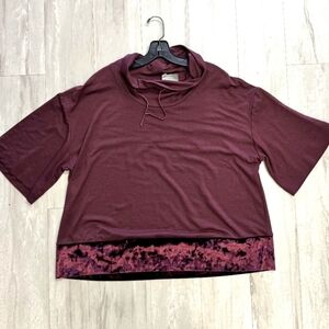 Cacuque cotton top/ sinched waist & velveteen at bottom, great for athleisure
